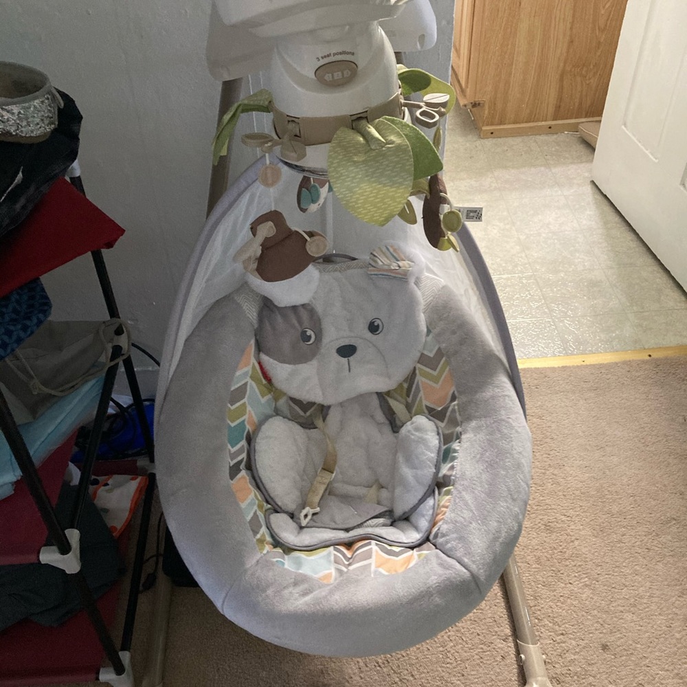 Baby swing
